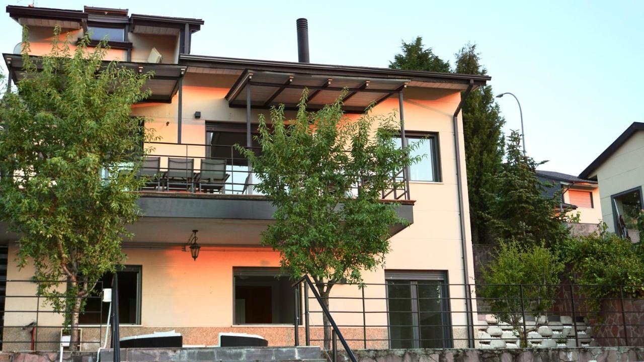 Villa Los Angeles El Espinar Zewnętrze zdjęcie