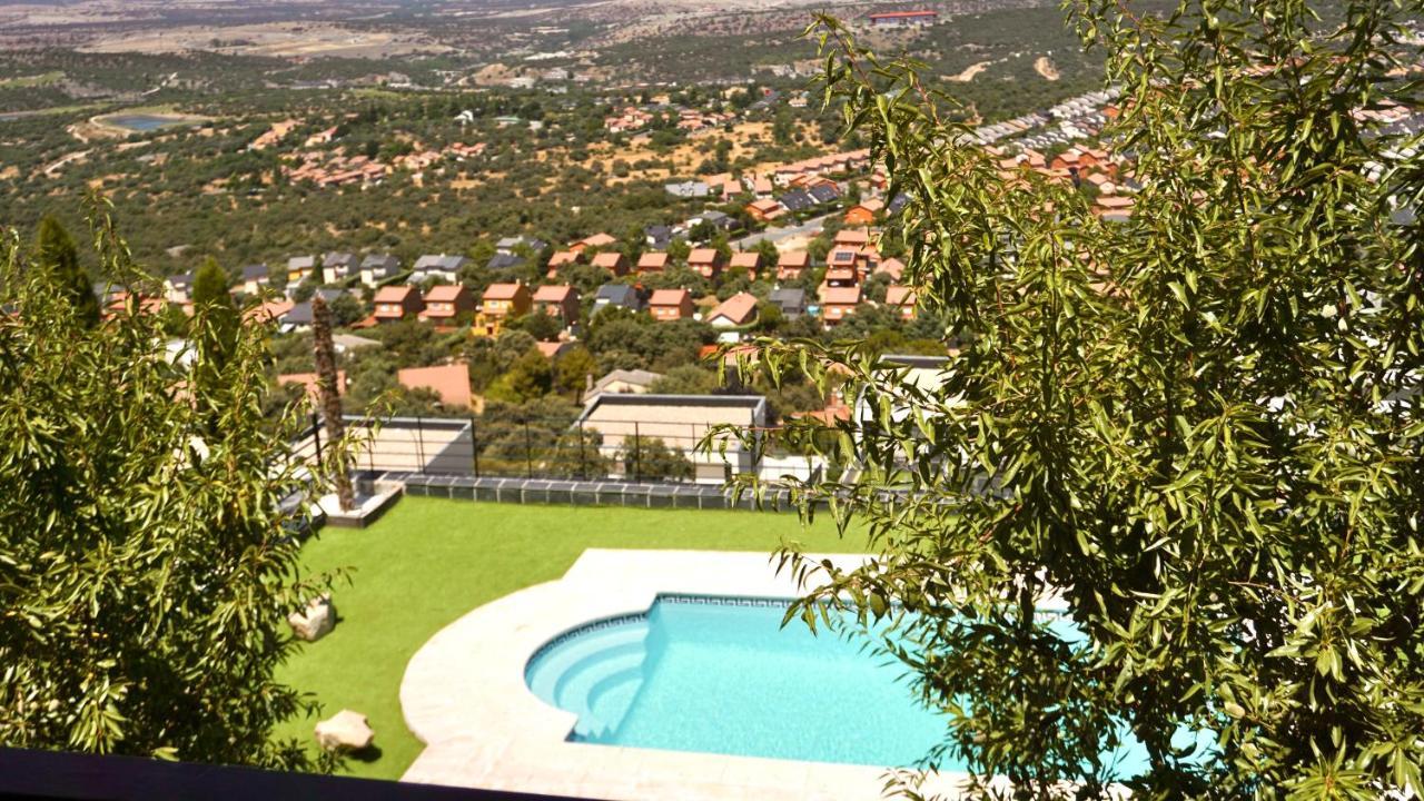 Villa Los Angeles El Espinar Zewnętrze zdjęcie